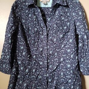 3/4 Length cute form fitting button up